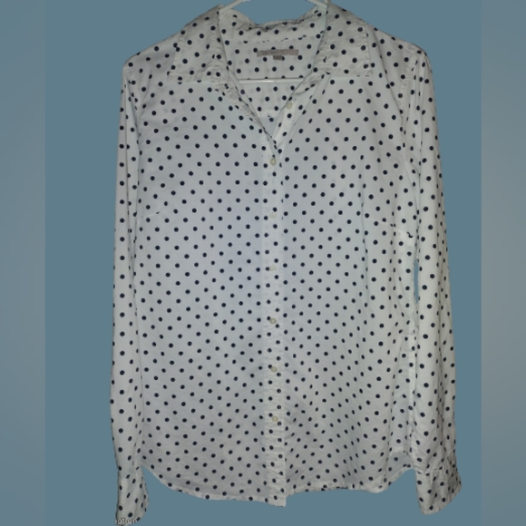GAP Tops - Gap Button Down Blouse